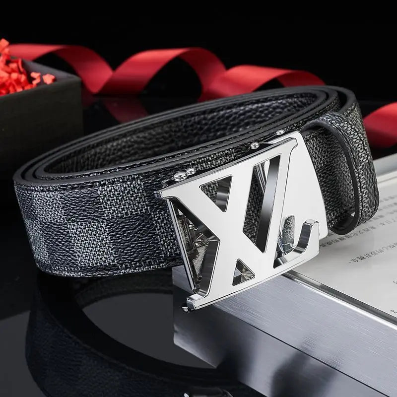 Men's fashion automatic buckle belt with checkered pattern strap, suitable for casual, business, and daily commuting